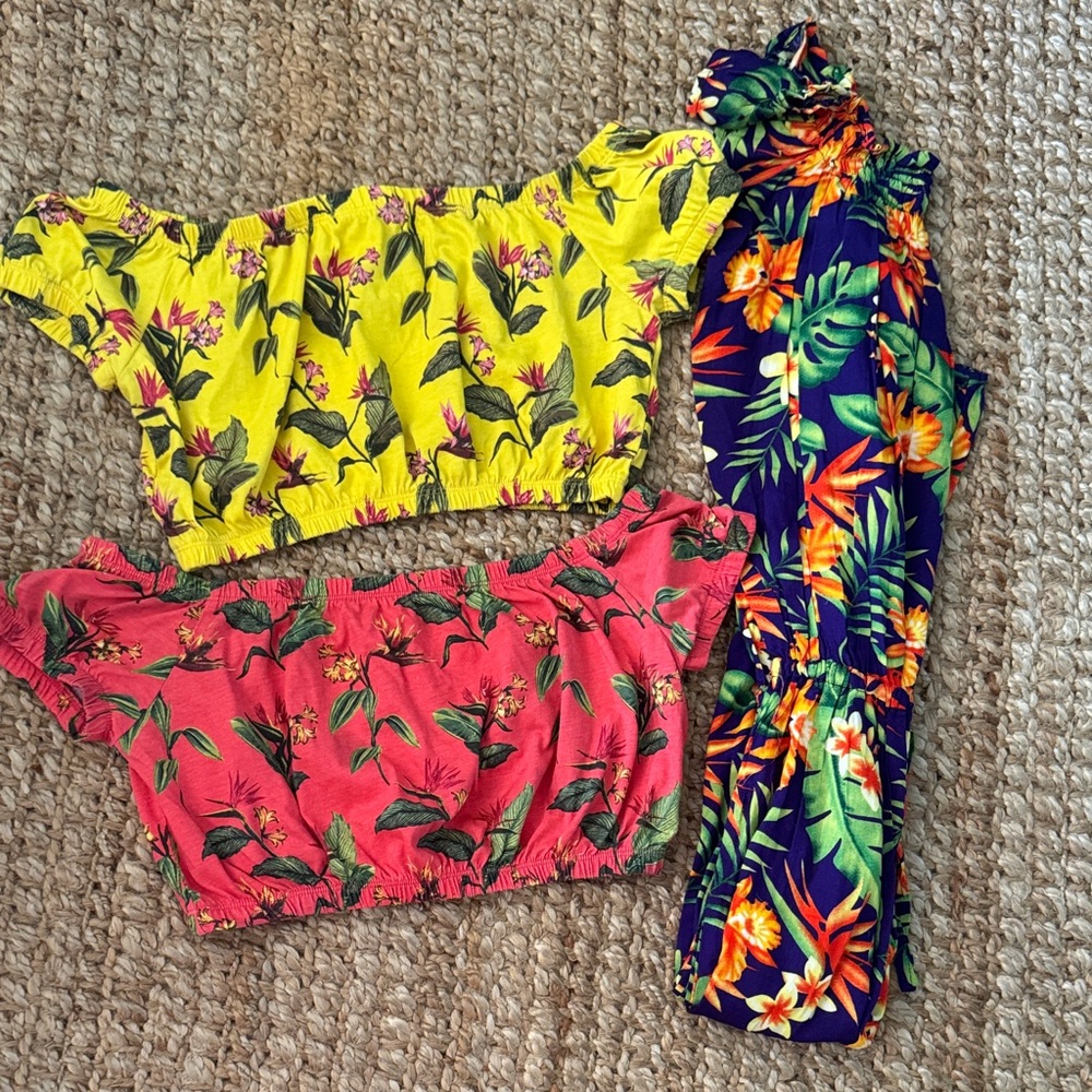 Floral Off Shoulder Crop Top yellow red purple forever 21
Floral onesie jumpsuit